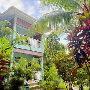 Bord Beau Vallon (Mahe)