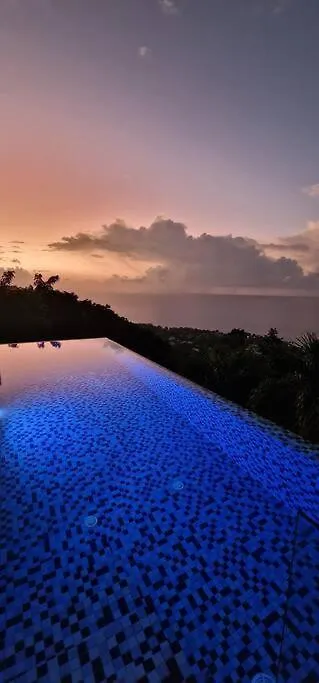 Paradise Heights Luxury Apartments & Villa Beau Vallon  Beau Vallon (Mahe)
