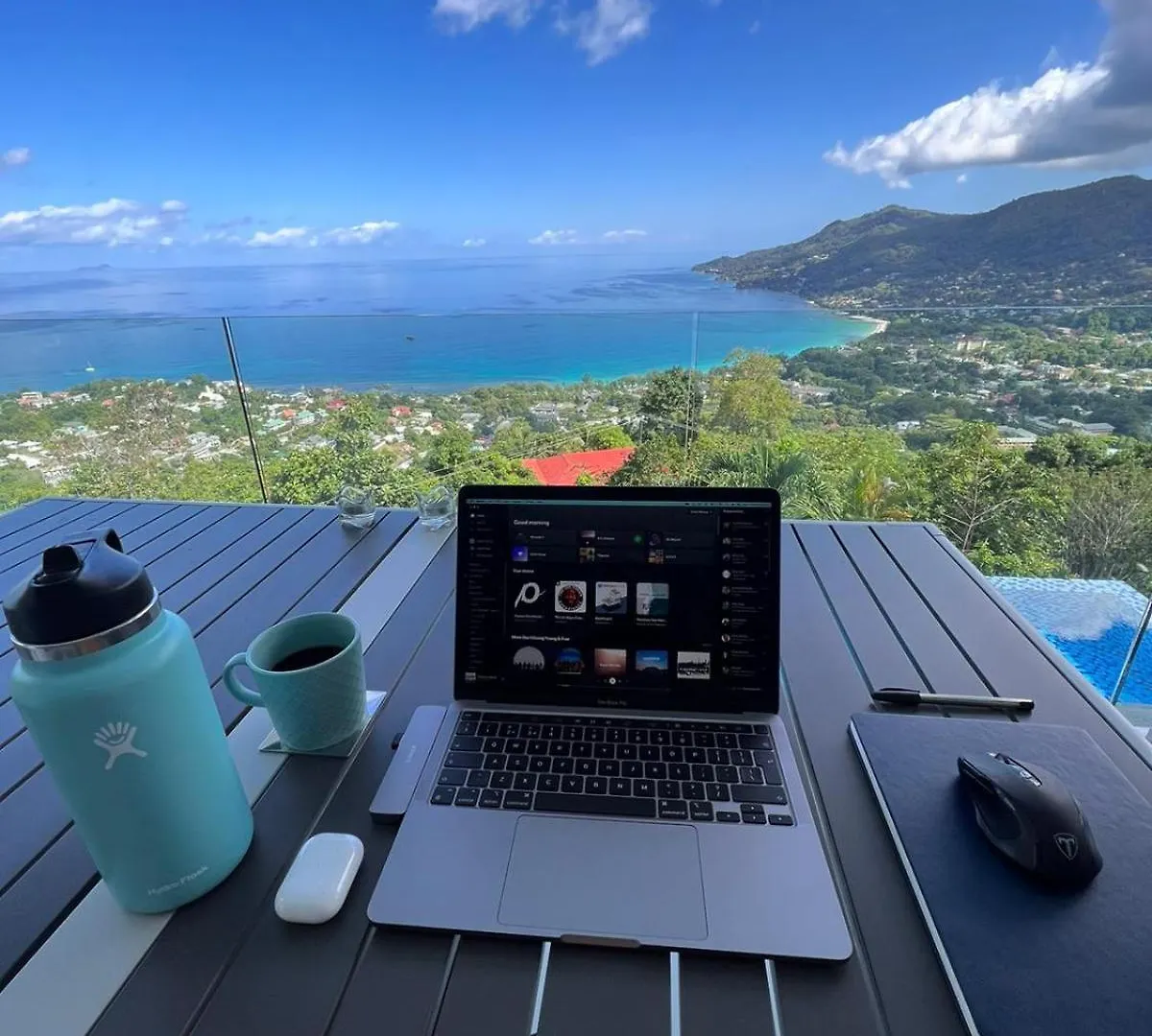 Paradise Heights Luxury Apartments & Villa Beau Vallon  Beau Vallon (Mahe)